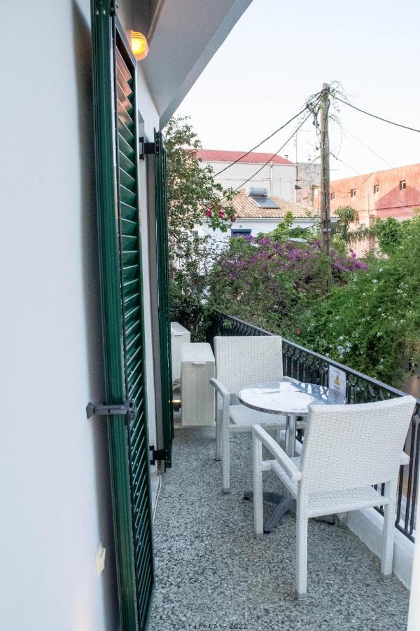 Platyforos, In City Central Of Zakynthos Exterior photo